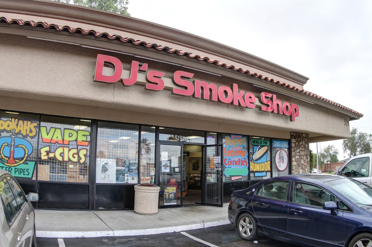 DJ's Smoke Shop 3 - Vape and Cigars photo 1