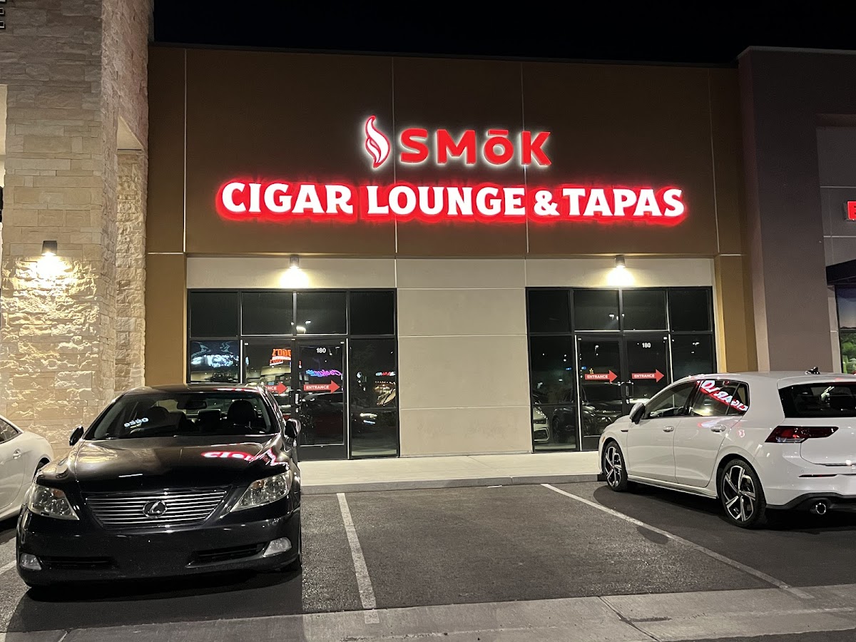 SMōK Cigar Lounge photo 1