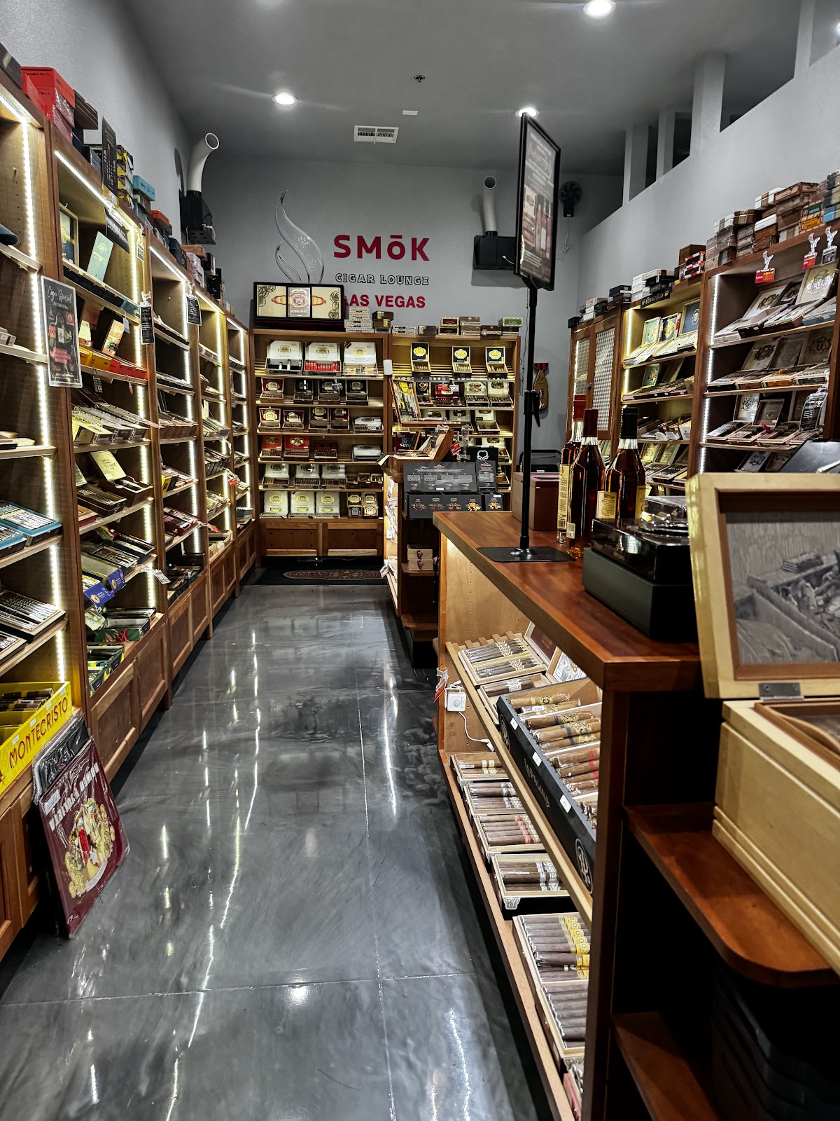 SMōK Cigar Lounge photo 3